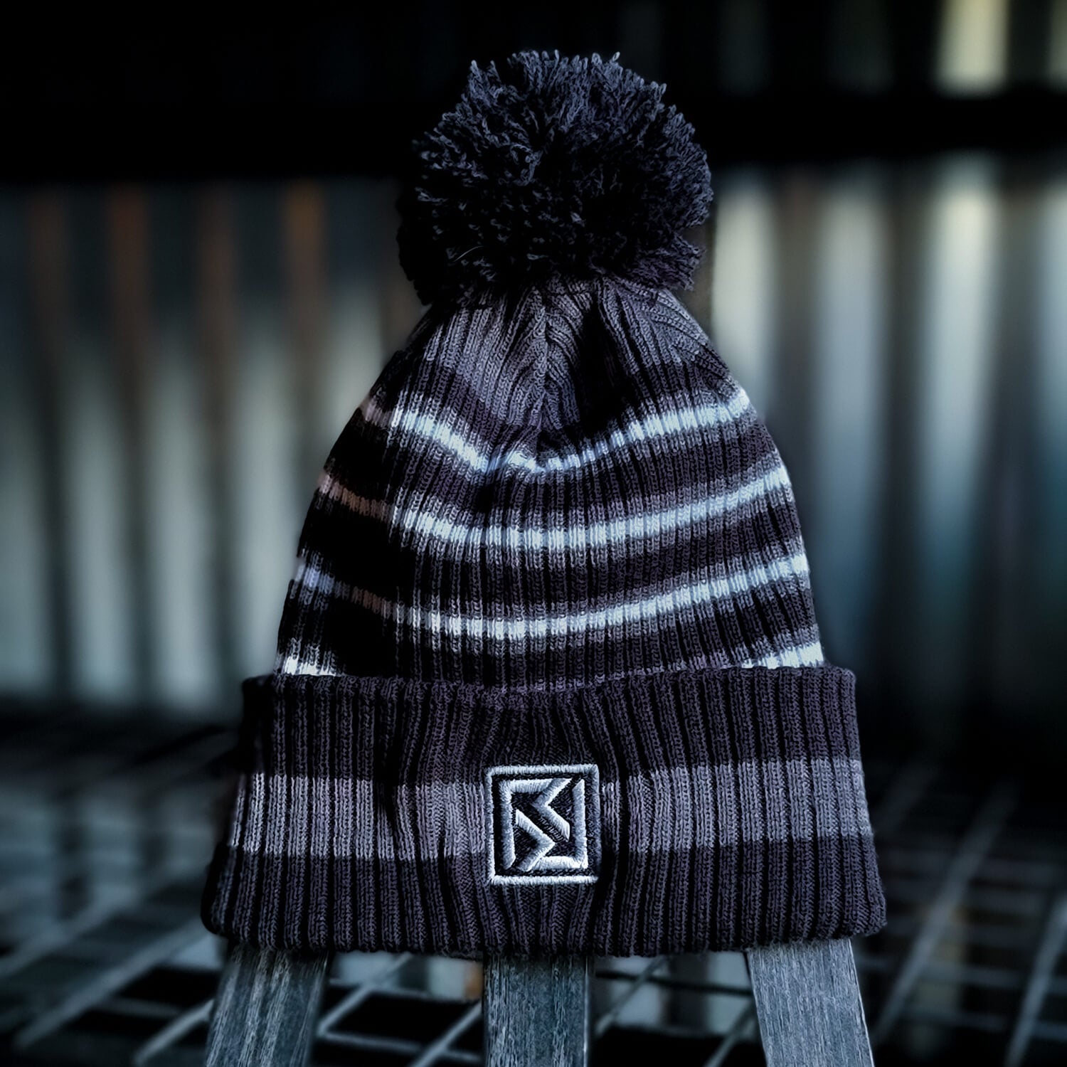 Original Logo Pom Beanie - Black | Gray